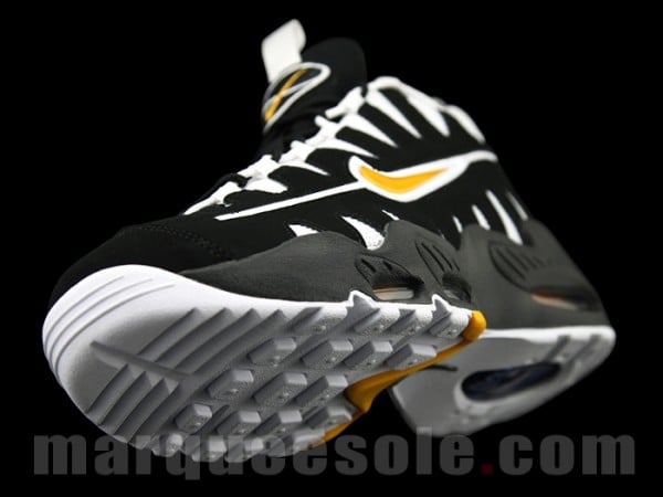 nike-air-max-nm-black-white-maize-3