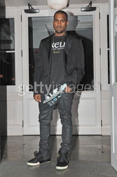 celebrity-sneaker-watch-kanye-west-spotted-nike-air-yeezy2