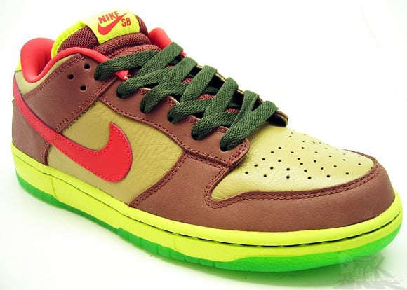 Nike Dunk SB Low Toxic Avenger Halloween Sneakers