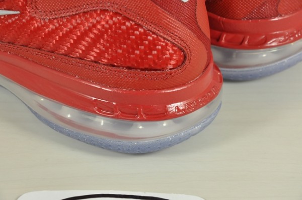 nike-lebron-9-christmas-7