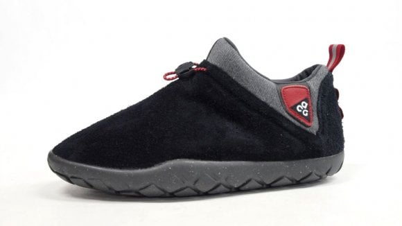 Nike ACG Air Moc 1.5 – Black and Sand