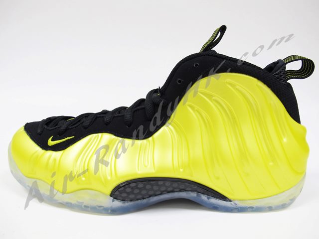Nike Air Foamposite One “Golden State” – New Images