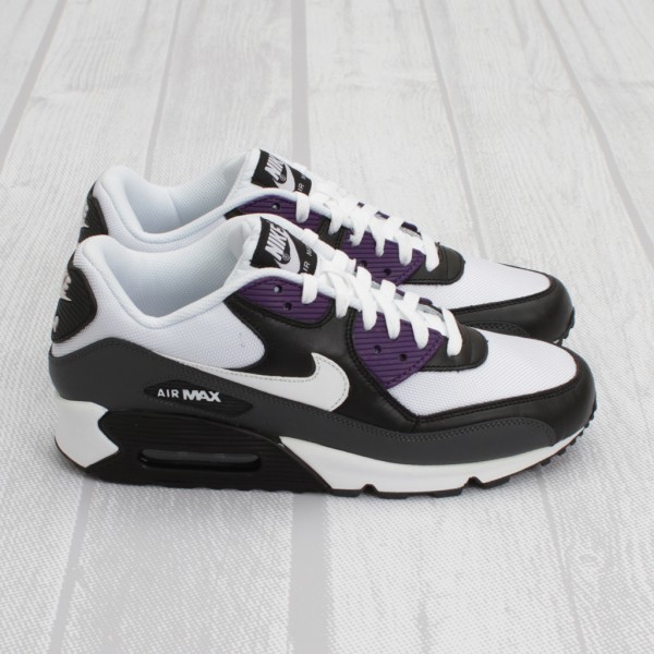 Nike Air Max 90 - Anthracite/White/Black/Purple - Now Available