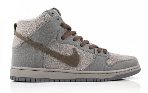 Nike SB Dunk High Tauntaun - Available Now