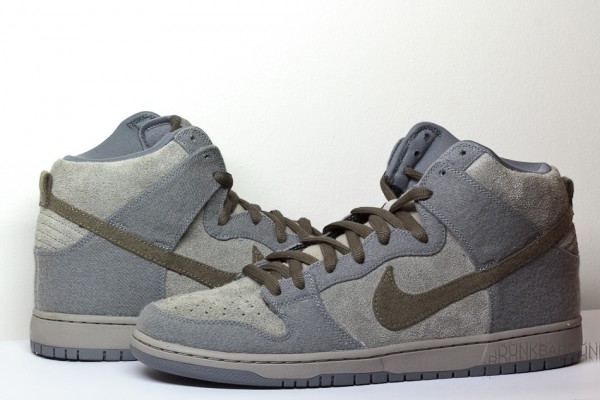 Nike SB Dunk High Tauntaun - Detailed Look