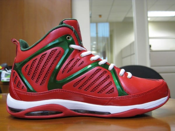and1-me8-empire-christmas-2