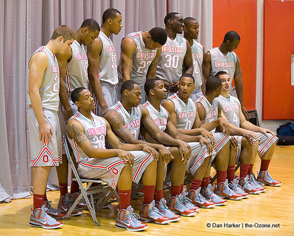 ohio-state-buckeyes-nike-lebron-9-pe-2