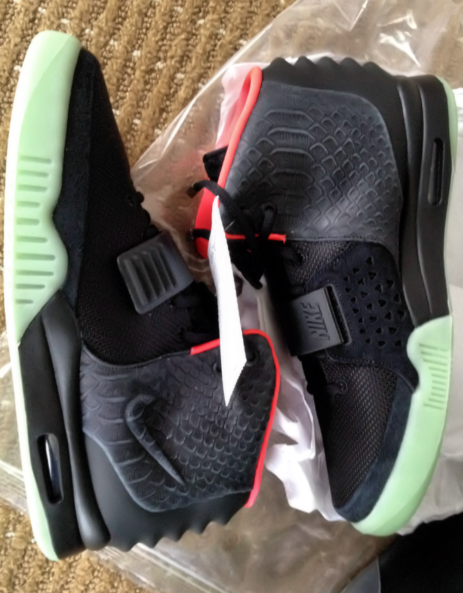 Nike Air Yeezy 2 – Close Up