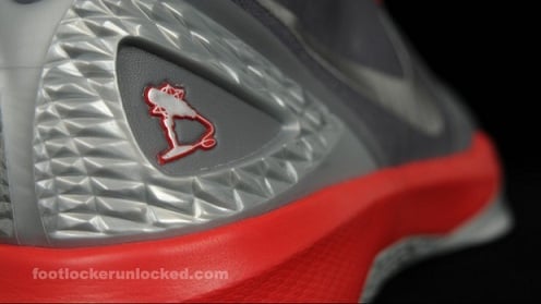 Nike Hyperdunk 2011 Supreme The Blake Show - Available Now