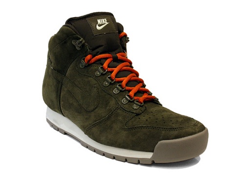 Nike Lava Dunk High - Spring 2012