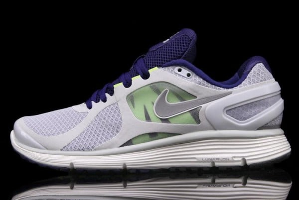 Nike LunarEclipse+ 2 'Pure Platinum' - Now Available