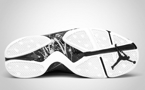Release Reminder: Air Jordan 8.0 Black/Dark Charcoal-White