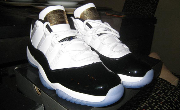 Air Jordan XI (11) Retro Low Concord + Black/Red Samples
