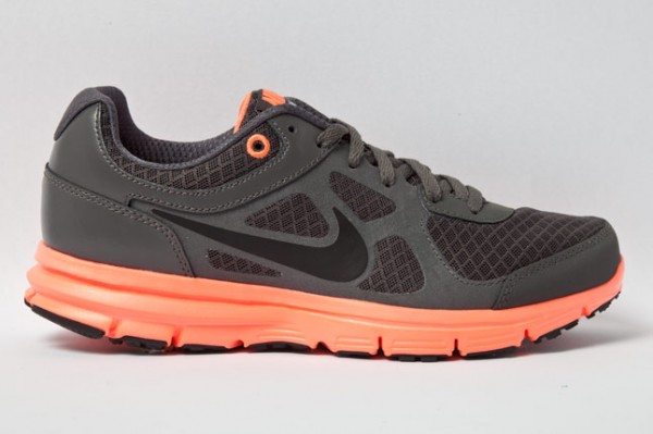 nike-lunar-forever-mango-fog-2