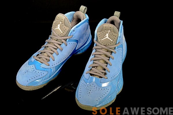 Air Jordan 2012 'UNC' - Detailed Look