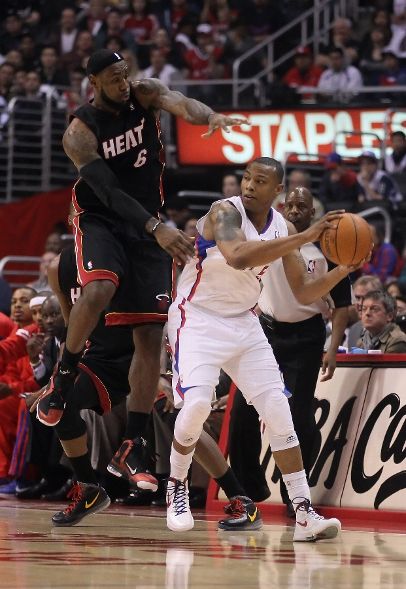 LeBron James Wear Nike LeBron 9 PE in OT Loss to LAC