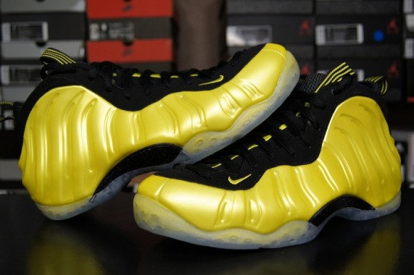 Nike Air Foamposite One ‘Electrolime’ aka ‘Golden State’ – New Detailed Images
