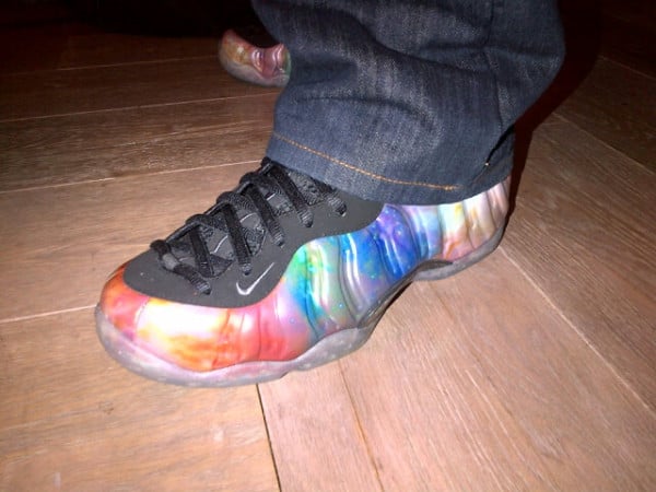 mostrar estudiar Depresión Nike Air Foamposite One 'Galaxy' - New Images + Possible Release |  SneakerFiles