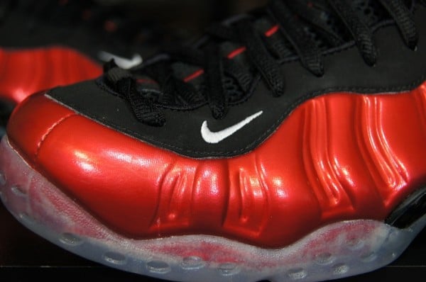 Nike-Air-Foamposite-One-'Metallic-Red'-New-Detailed-Images-3