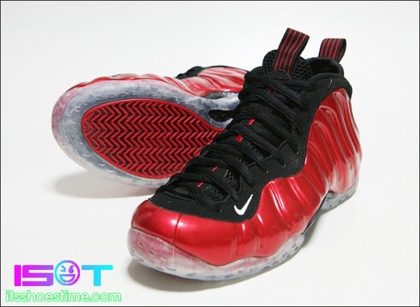 Nike Air Foamposite One 'Varsity Red' - More Images