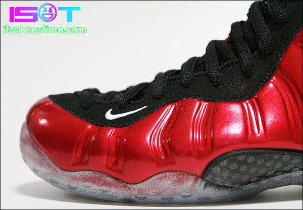 Nike Air Foamposite One 'Varsity Red' - More Images