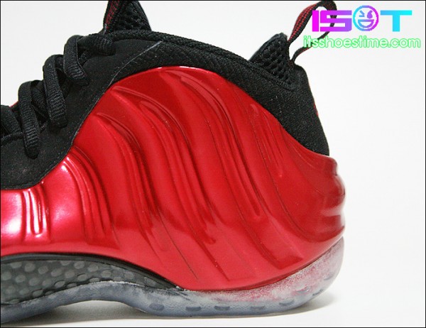 Nike Air Foamposite One 'Varsity Red' - More Images