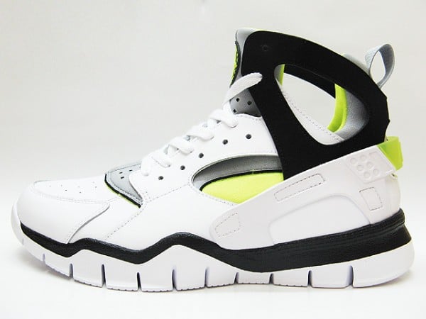 Nike Air Huarache BBall 2012 'Volt' - Release Date + Info