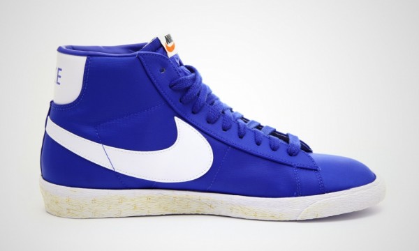 Nike Blazer High Nylon VNTG 'Royal' - Now Available