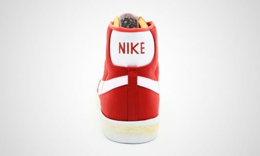 Nike Blazer High Nylon VNTG 'Varsity Red' - Now Available