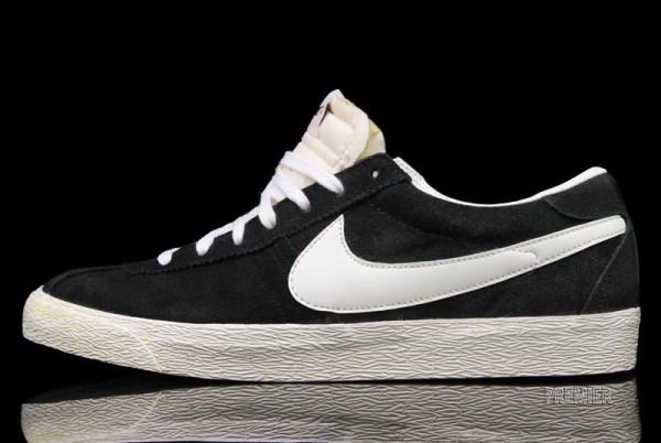 Nike Bruin VNTG 'Black' - Now Available
