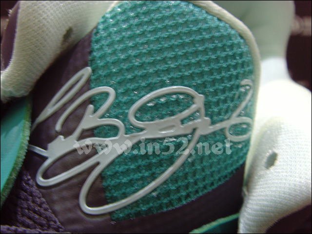 Nike LeBron 9 Low 'Easter' - New Images