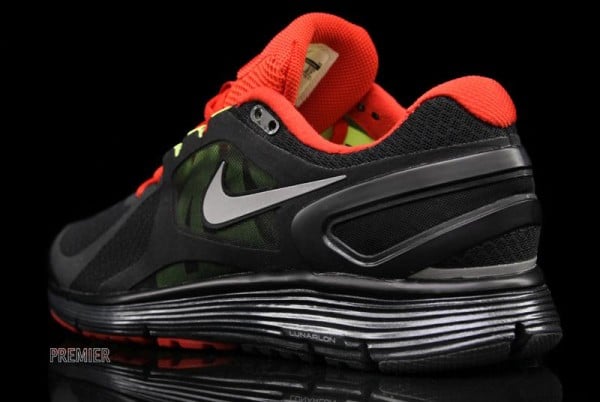 Nike LunarEclipse+ 2 'Black/University Red' - Now Available