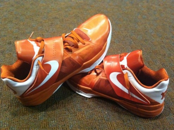 Nike Zoom KD IV 'Texas Longhorns' - First Look