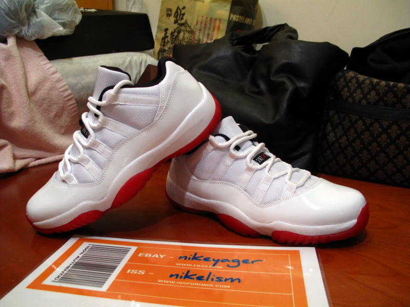 red bottom jordan 11