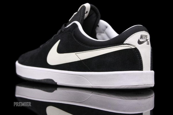 Nike SB Eric Koston 'Black' - Now Available