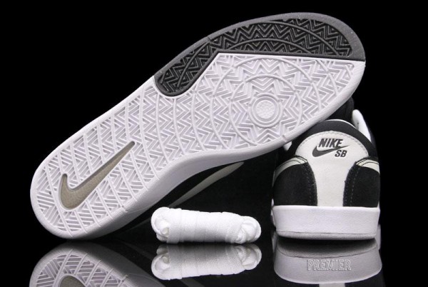 Nike SB Eric Koston 'Black' - Now Available