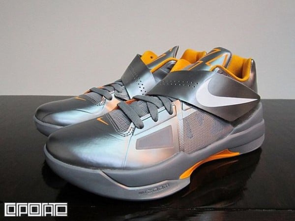 Nike Zoom KD IV 'Cool Grey' - Now Available