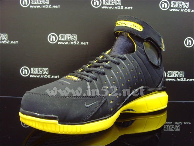 Nike Zoom Huarache 2K4 'Black/Del Sol' - New Images