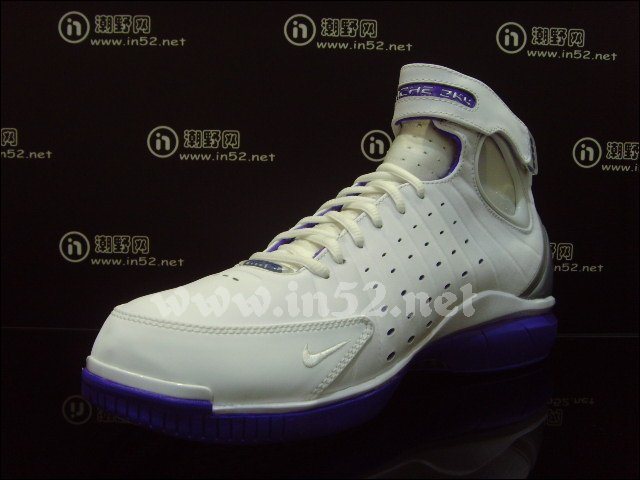 Nike Zoom Huarache 2K4 'White/Club Purple' - New Images