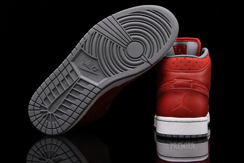 Air Jordan 1 Phat 'Varsity Red' - Now Available