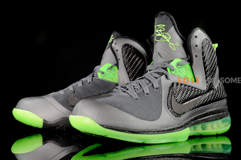 Nike LeBron 9 'Dunkman' - Detailed Look