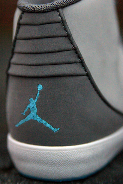 Jordan Grown V.9 'Cool Grey/Imperial Blue'