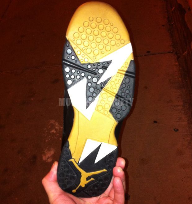 Air Jordan VII (7) 'Gold Medal' Sample