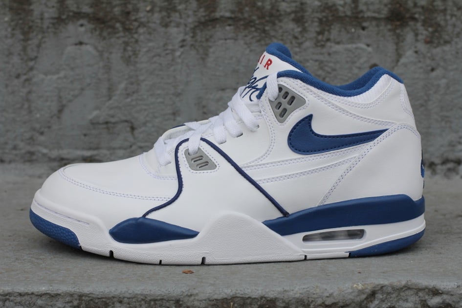 nike air flight 89 white blue