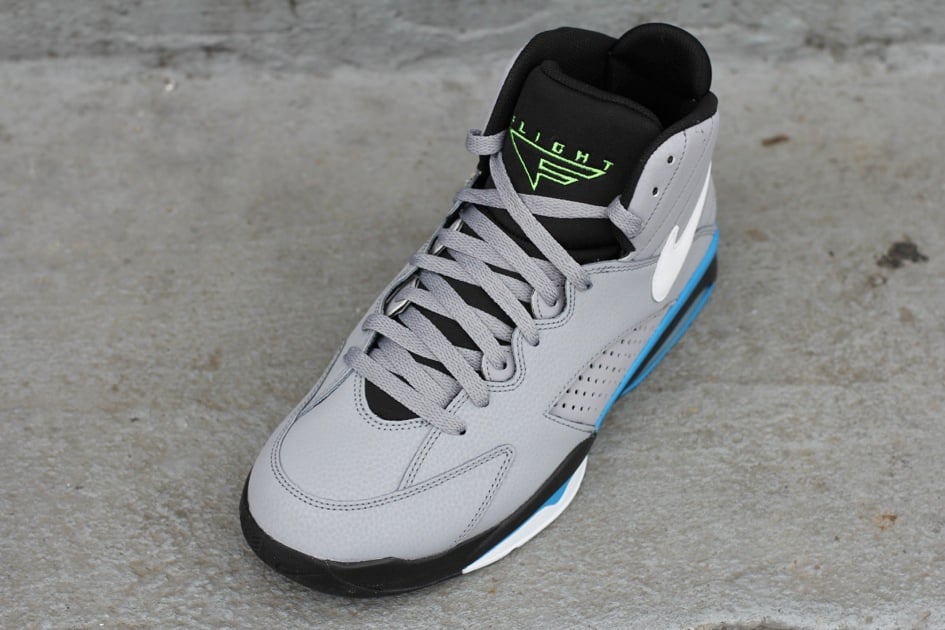 Nike Air Maestro Flight 'Stealth/Neptune Blue' - Now Available