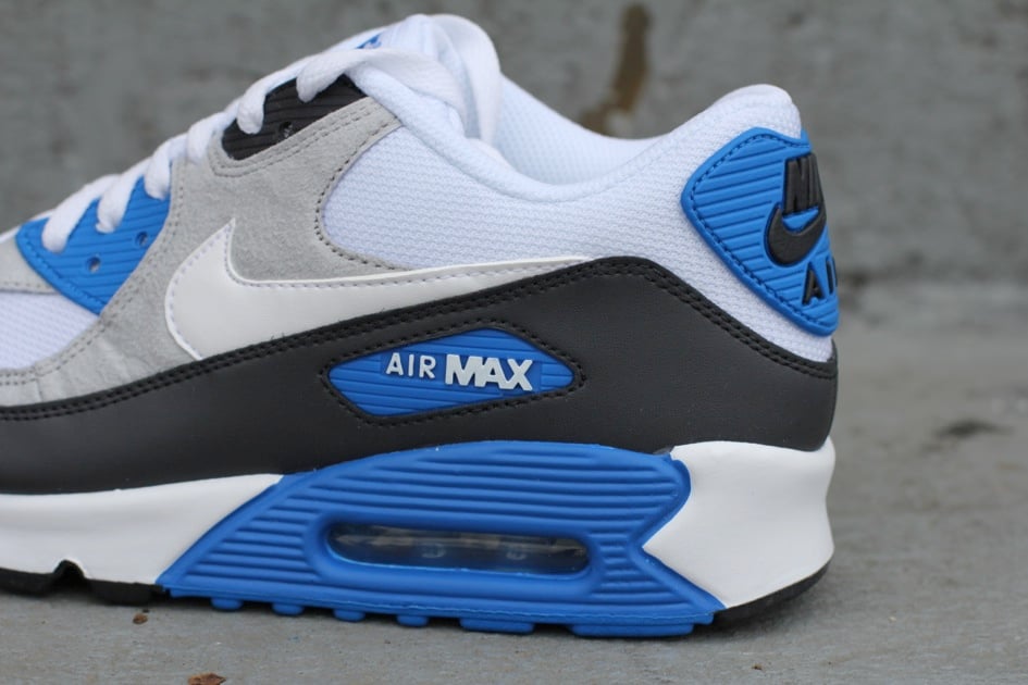 Nike Air Max 90 'Anthracite/White-Obsidian-Soar Blue' - Now Available