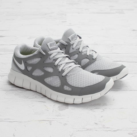 Nike Free Run+ 2 'Pure Platinum/Stealth' - Now Available