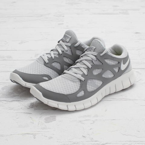 Nike Free Run+ 2 'Pure Platinum/Stealth' - Now Available