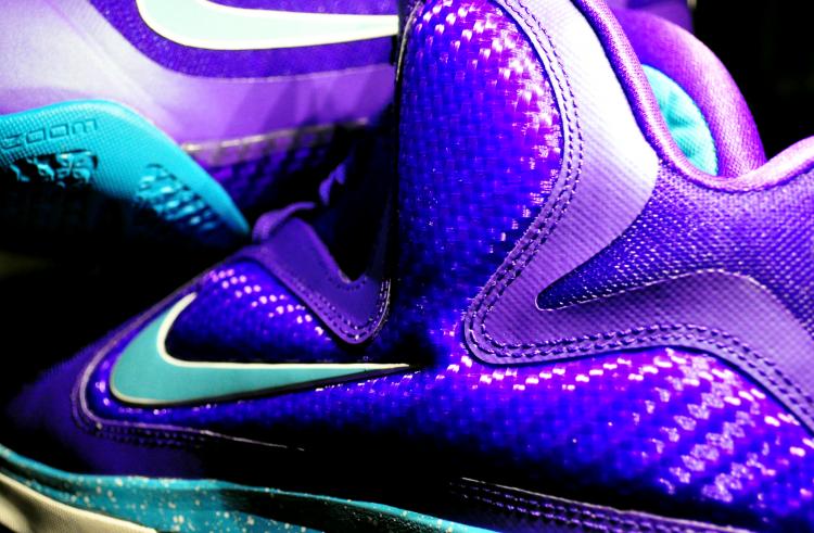 Nike LeBron 9 'Summit Lake Hornets' - Up Close