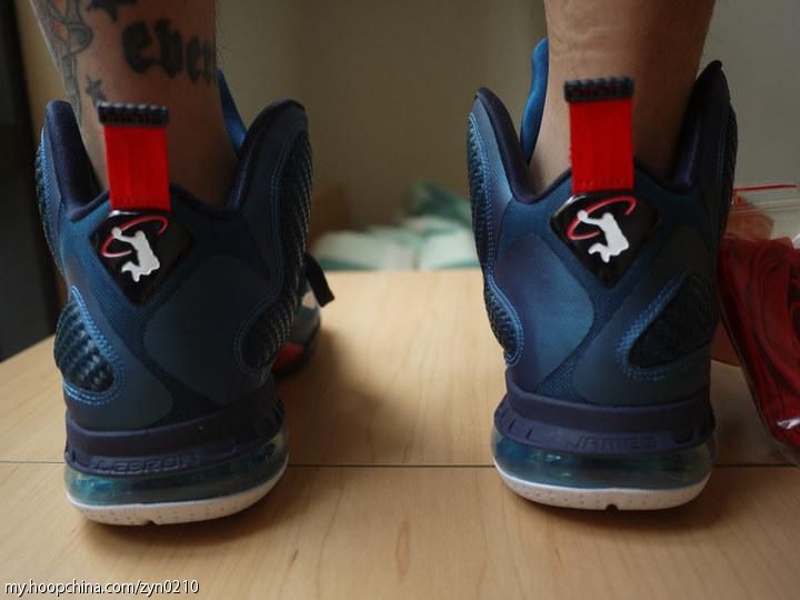 Nike LeBron 9 'Swingman' - Another Detailed Look